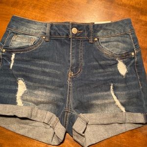 woman’s/ juniors shorts